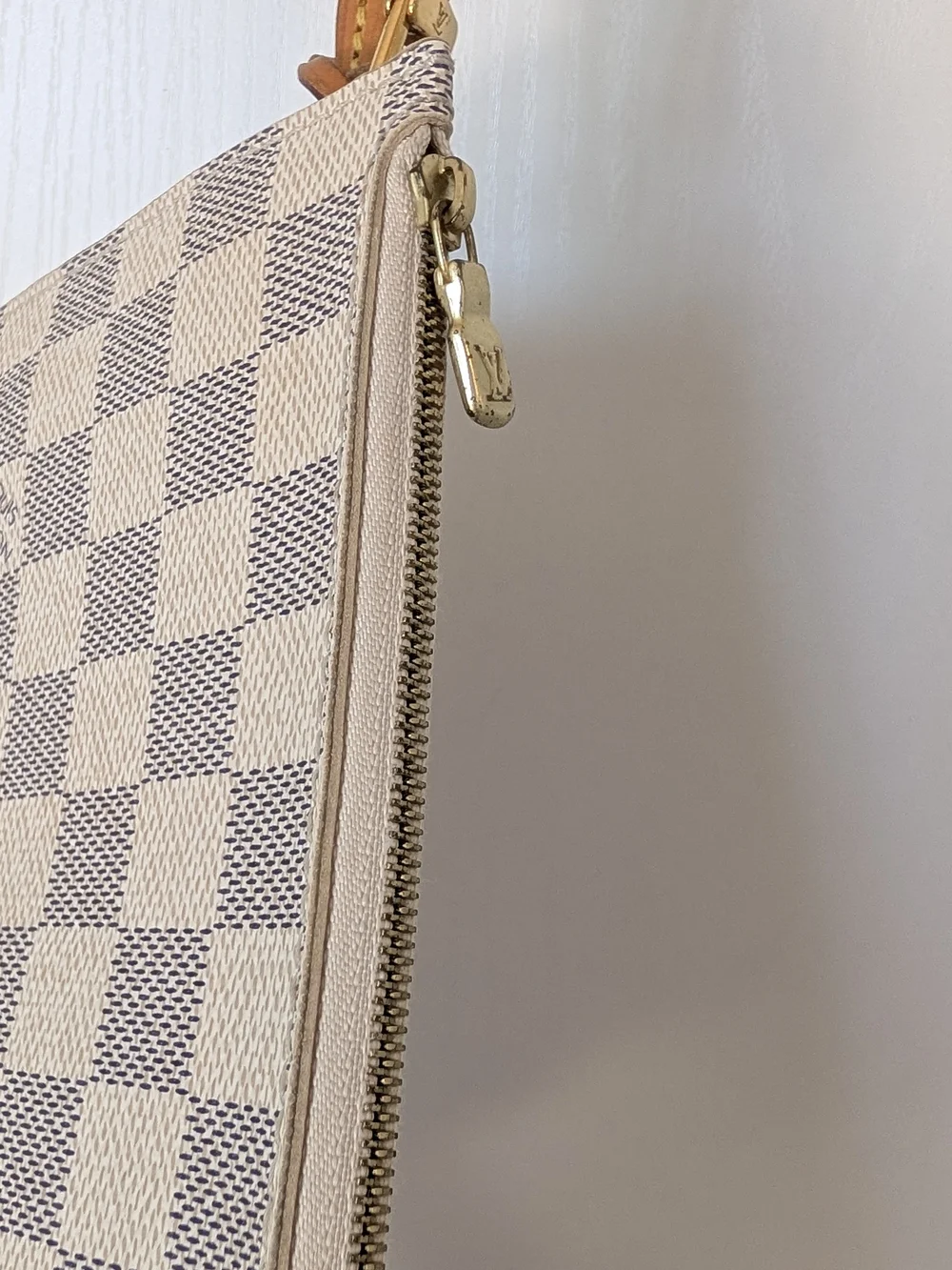 Louis Vuitton Damier Azure Neverfull Pochette